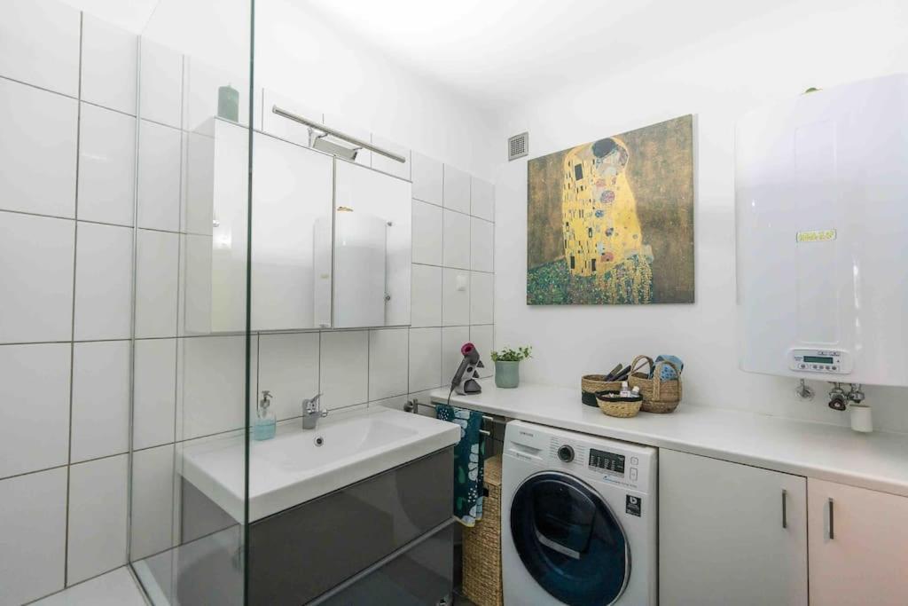 Cozy And Stylish Apartment Near Schoenbrunn Castle Viyana Dış mekan fotoğraf