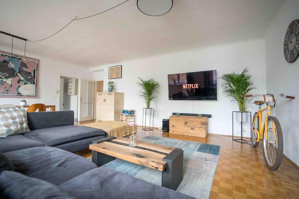 Cozy And Stylish Apartment Near Schoenbrunn Castle Viyana Dış mekan fotoğraf